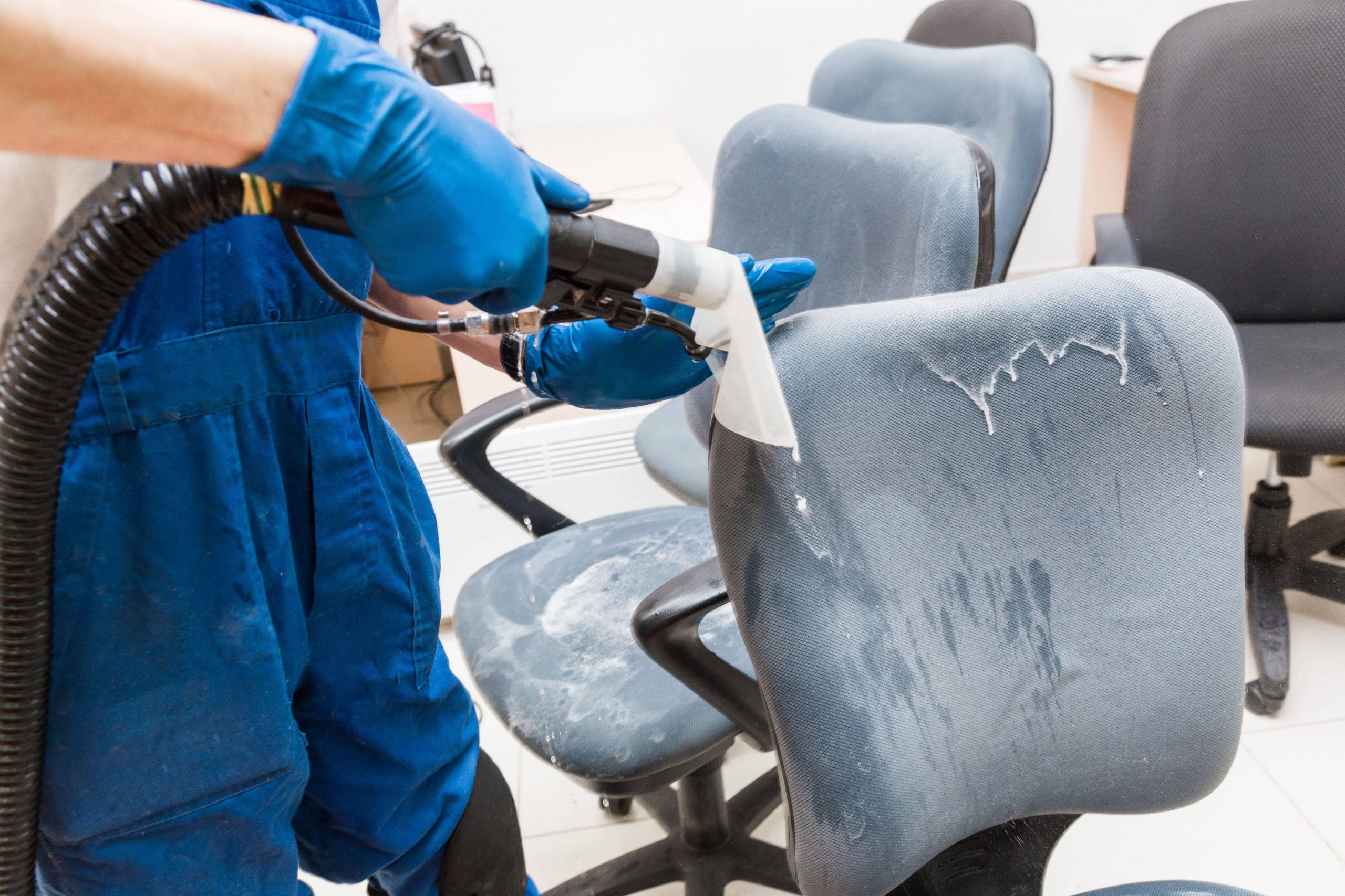 5 tips to clean and maintain your office chair