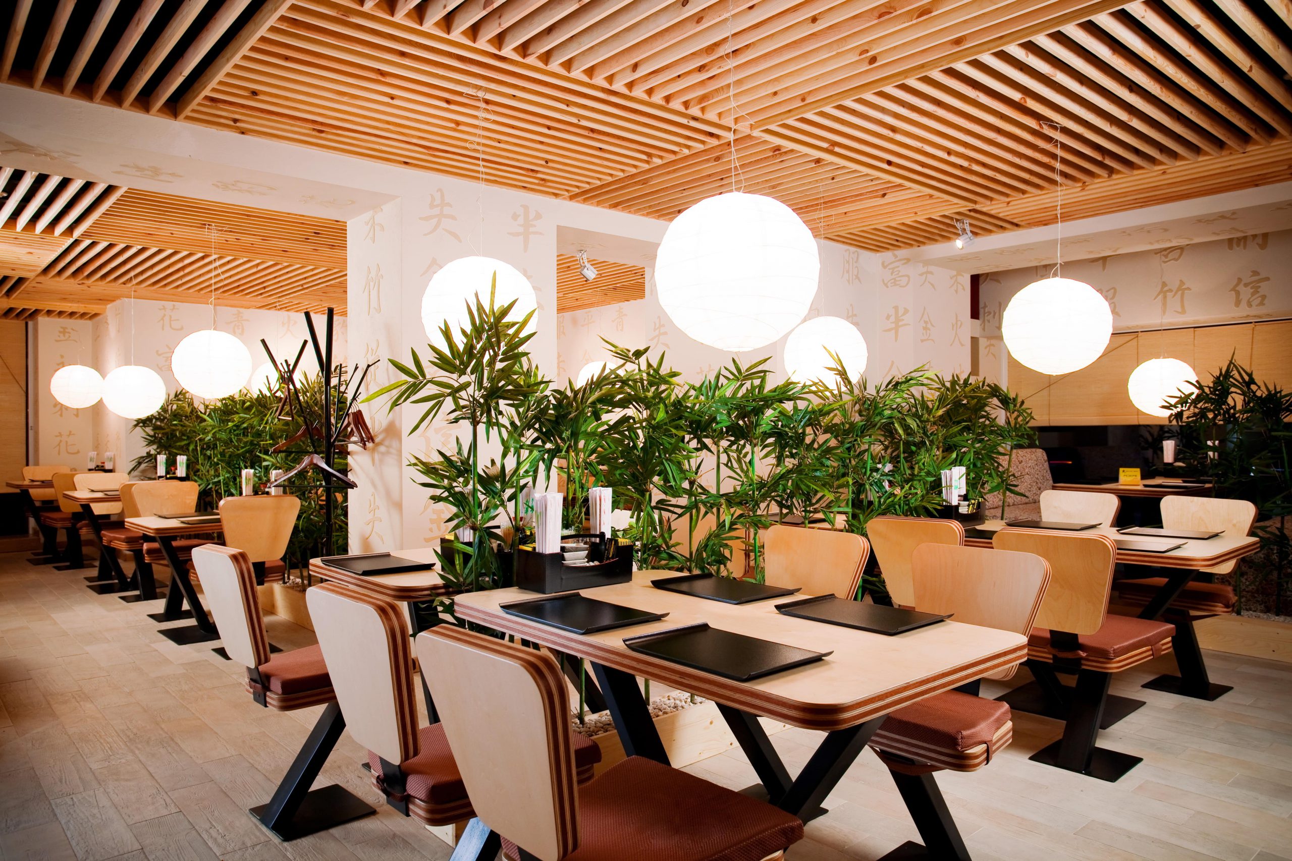 6 Things to Consider Before Buying Restaurant Furniture