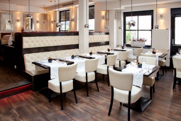 Benefits of Modern Restaurant Furniture