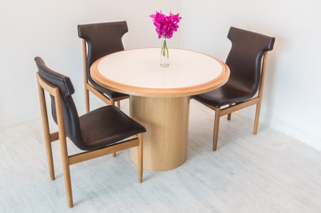 5 Reasons to Get a Round Dining Table